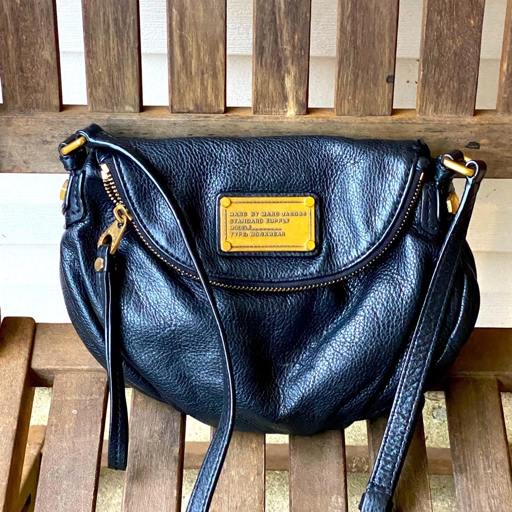 Marc Jacobs Leather Crossbody - Picture 2 of 8